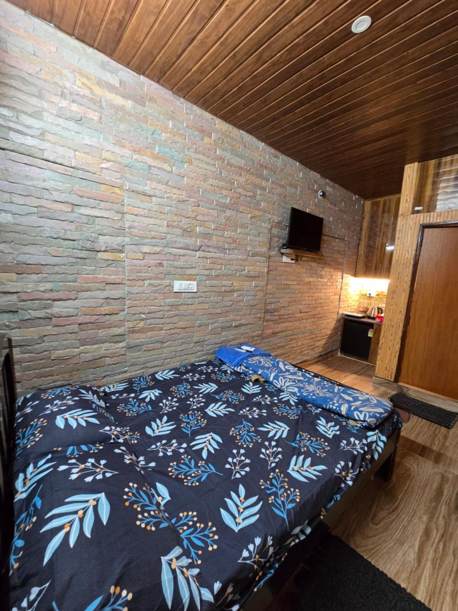 Barla'S Home Stay Shamshabad Exterior photo